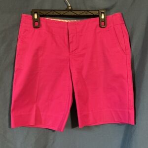 GAP Women's Bright Pink City Shorts.